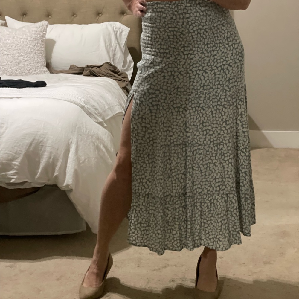 2021 summer purchase. Abercrombie midi skirt